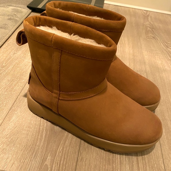 ugg boots size 7.5